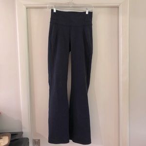 Navy Lululemon flare yoga pants.